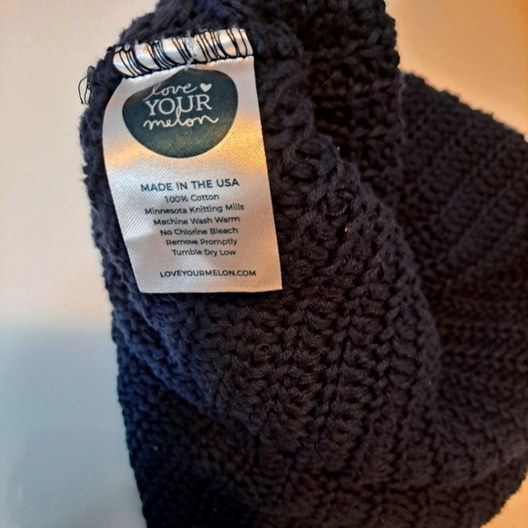 Love Your Melon cuffed muted Navy Blue Hat Has Snap On Top - Picture 5 of 5